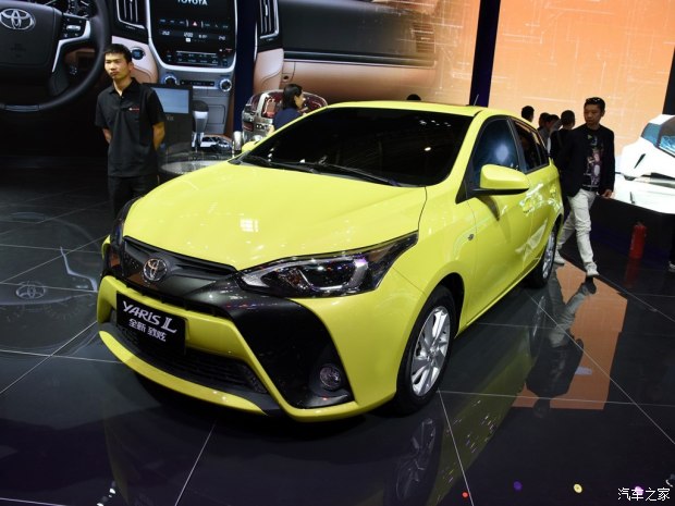 細節小改 曝新款YARiS L 致炫內飾諜照